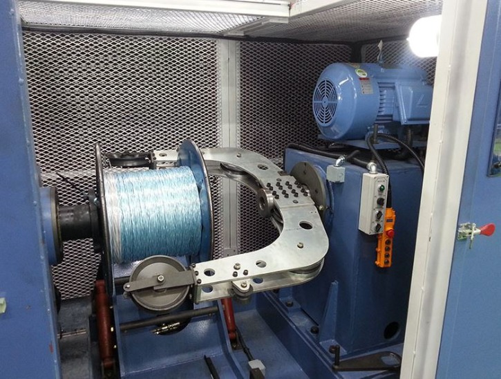 Ø630B SINGLE TWIST BUNCHING MACHINE LINE b.JPG